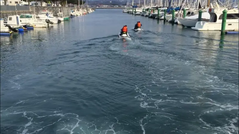 Ruta corta en moto de agua en Hondarribia