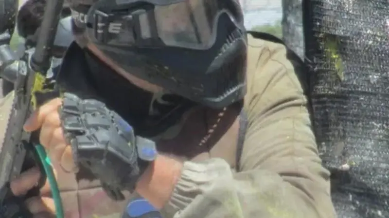 Paintball infantil con bolas ilimitadas y zona de picnic en Alicante
