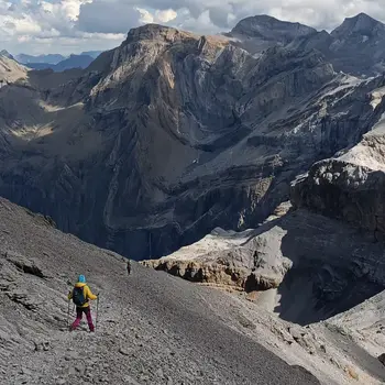 Senderismo al Monte Perdido en un día desde Ordesa