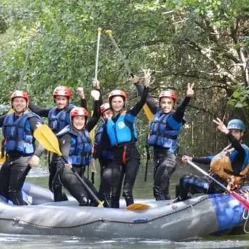 Rafting en los Picos de Europa por las bravas aguas de los ríos Deva y Cares