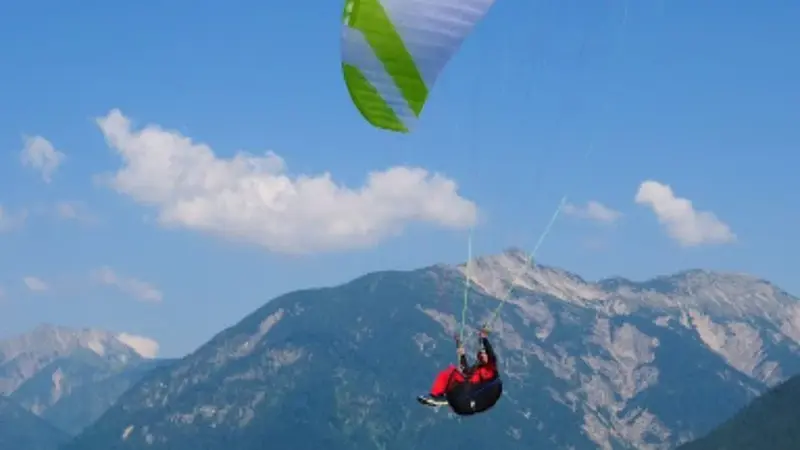 Vuelo en parapente biplaza en Loja, Granada