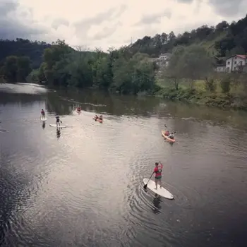 Descenso del río Oria en Paddlesurf XXL con poteo incluido desde Orio, Guipúzcoa