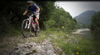 Ruta en bicicleta eléctrica desde Benia de Onís a los Lagos de Covadonga en Asturias