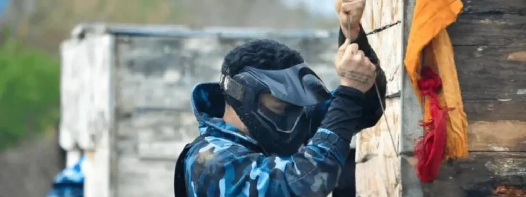 Pack de humor amarillo de verano + paintball en La Canonja