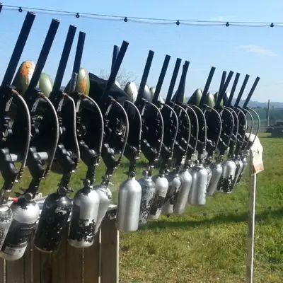Paintball adulto y zona de picnic en Torrent, Girona