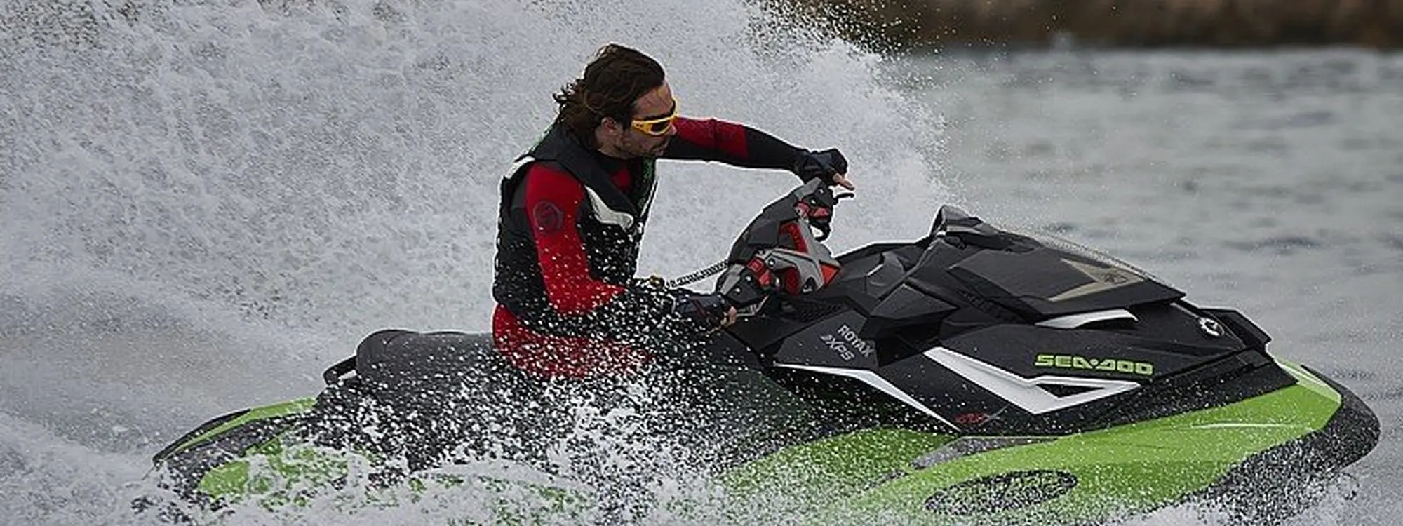 Alquiler de motos de agua en Mil Palmeras