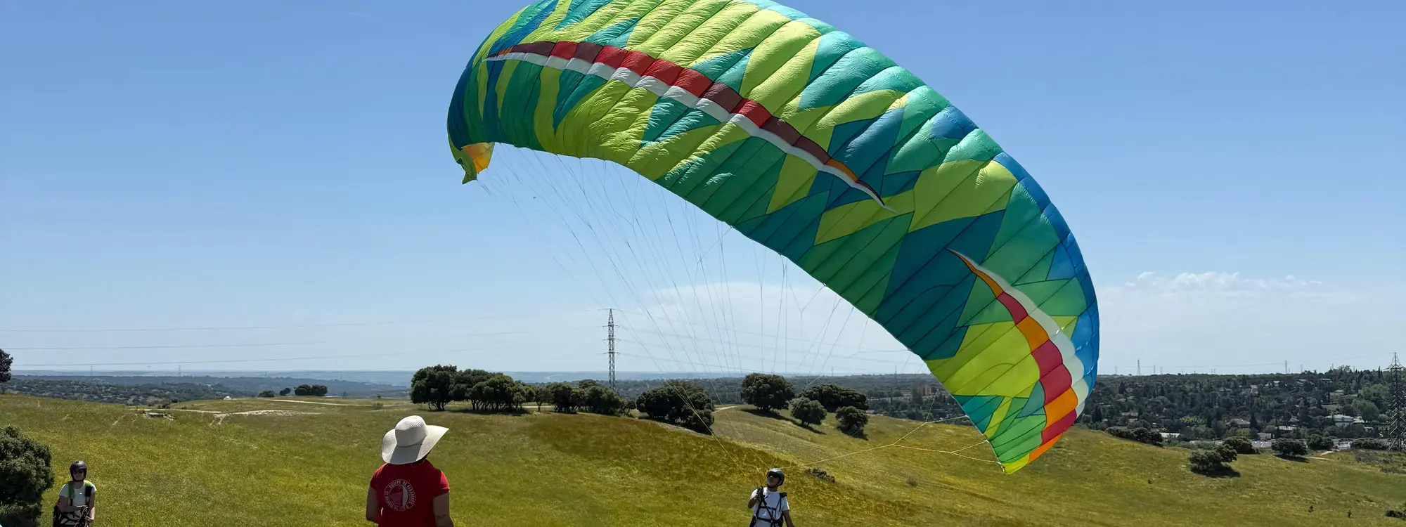 Curso de introducción al parapente en Madrid