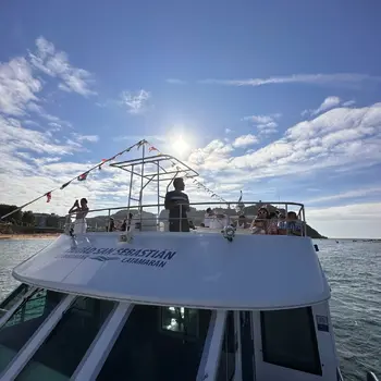 Paseo en barco por la Bahía de la Concha y la Costa Vasca en San Sebastián