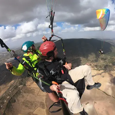 Bautismo de vuelo en parapente en Algodonales