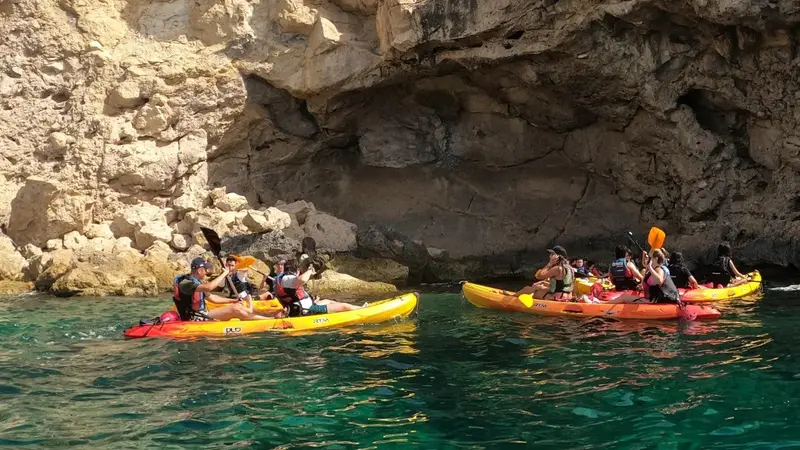 Ruta en kayak por las calas de Villajoyosa desde Playa del Torres