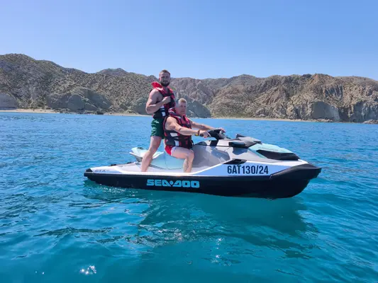 Alquiler de moto de agua sin licencia en Alicante