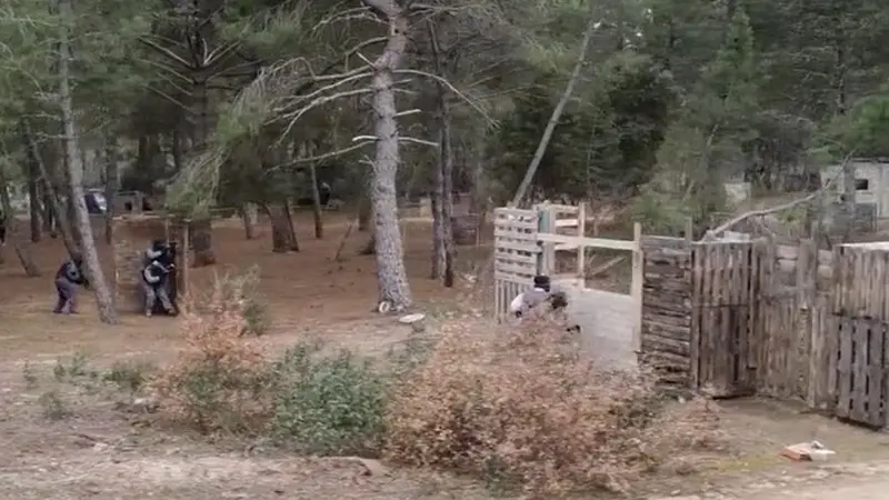 Partidas históricas de airsoft entre trincheras y fortalezas en Cuenca