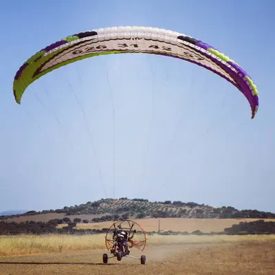 Vuelo en paramotor en Ronda con vistas a la Serranía