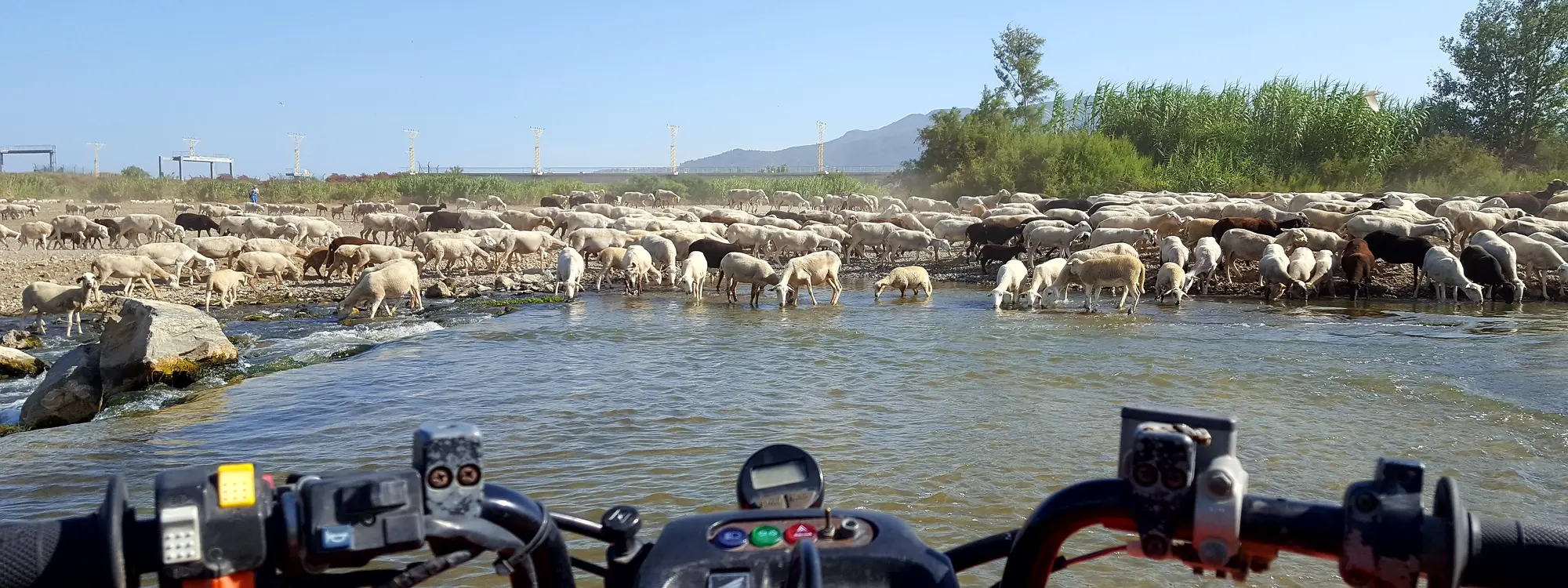 Ruta en quad corta por el río Guadalhorce en Málaga