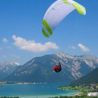 Bautismo de vuelo en parapente biplaza en Casarabonela