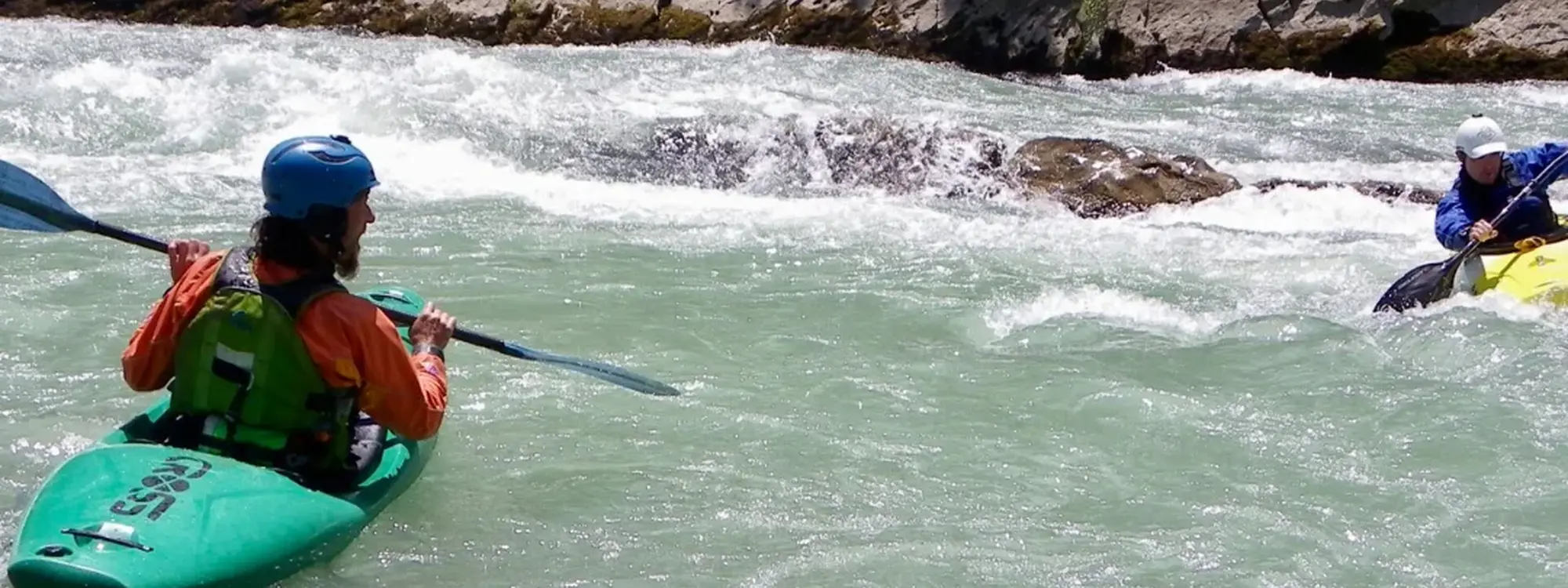 Curso de kayak en el río Gállego desde Murillo de Gállego