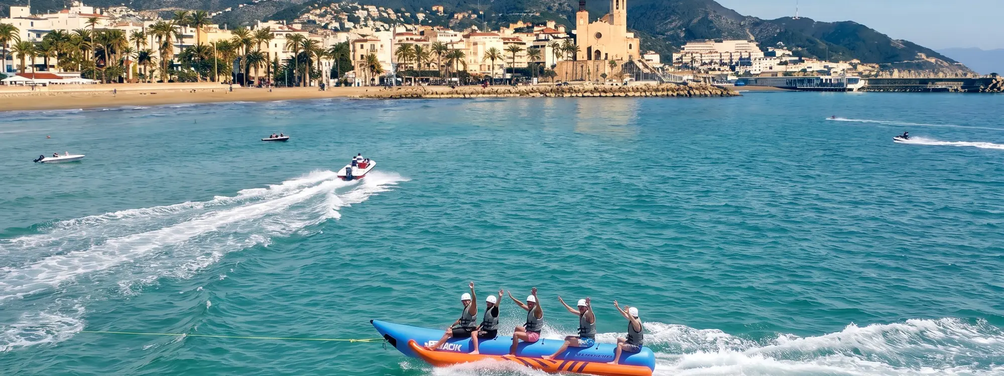 Banana Boat en Sitges – Diversión en el mar para grupos