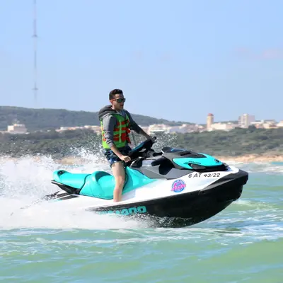Ruta en moto de agua a la Playa de San Juan desde Alicante
