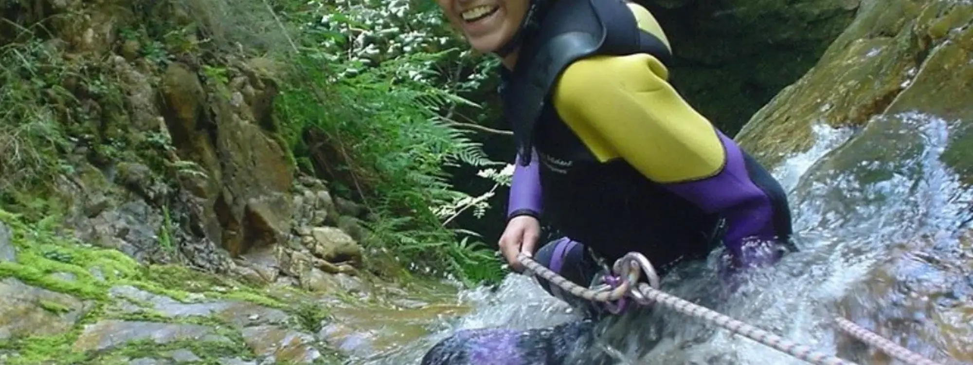 Barranquismo acuático en el barranco Carangas de nivel alto desde Arriondas, Asturias