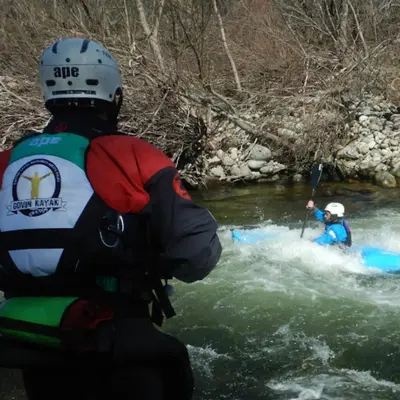 Rafting en la Sierra de Gredos por el río Tormes