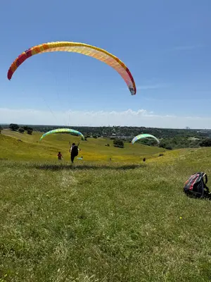 Curso de introducción al parapente en Madrid