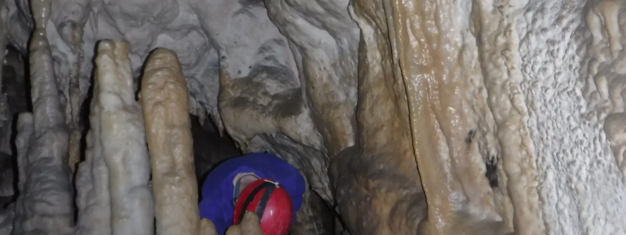 Espeleología en la Cueva de Pando desde Arriondas, Asturias