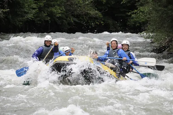 Rafting en el Alto Ebro y 3 tramos diferentes desde Arroyo