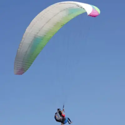 Bautismo de vuelo en parapente biplaza en Cañete La Real