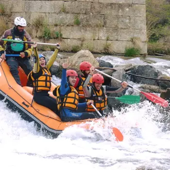Rafting en la Sierra de Gredos por el río Tormes