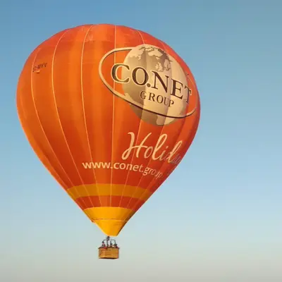 Vuelo en pareja con champagne y canapés Gourmet