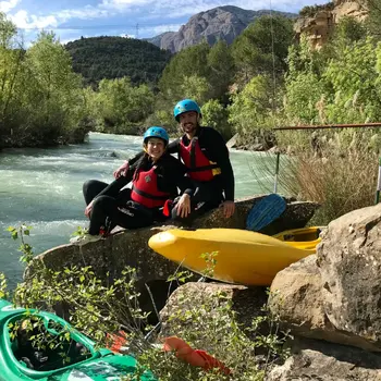Curso de kayak en el río Gállego desde Murillo de Gállego