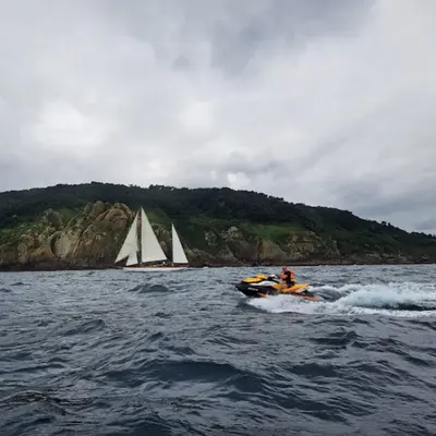 Ruta en moto de agua desde el Puerto Deportivo de San Sebastián-Donostia a Pasaia