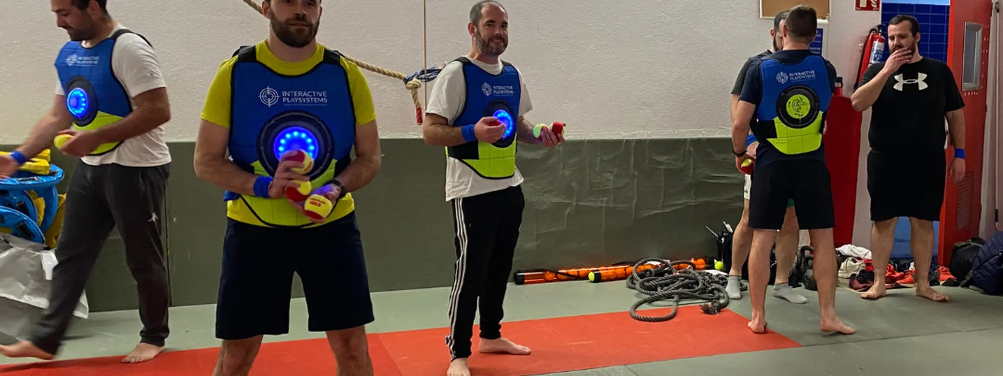 Humor amarillo indoor en San Sebastián, Guipúzcoa