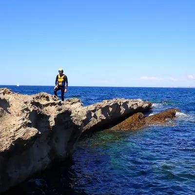 Coasteering en Hondarribia, Guipúzcoa