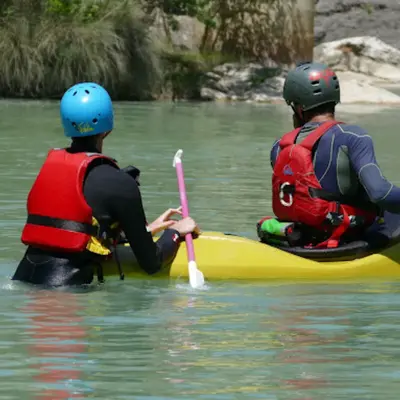 Canoraft en el río Gállego desde Murillo de Gállego