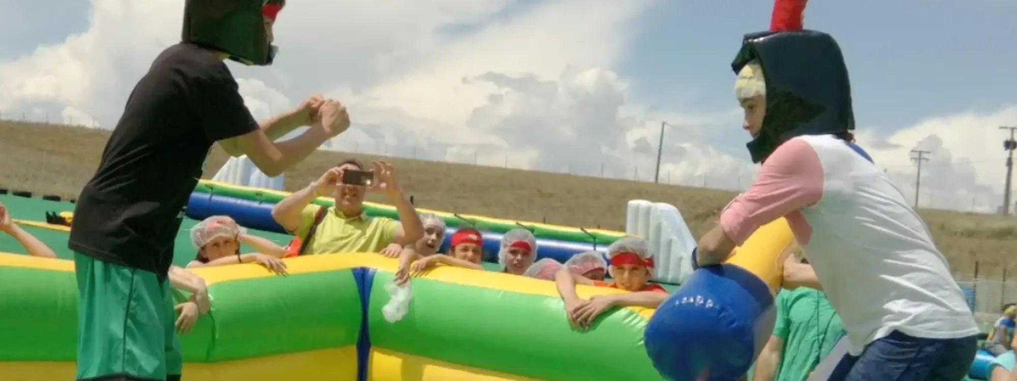 Humor amarillo para adultos con barbacoa en Navalcarnero