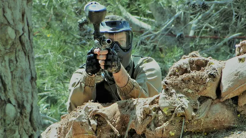 Paintball adulto y zona de picnic en Estivella