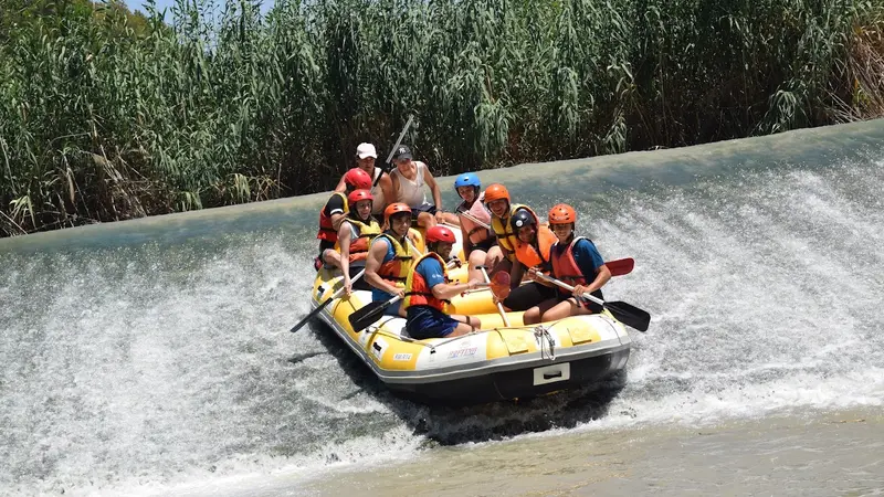 Rafting en Blanca con paella junto al río Segura