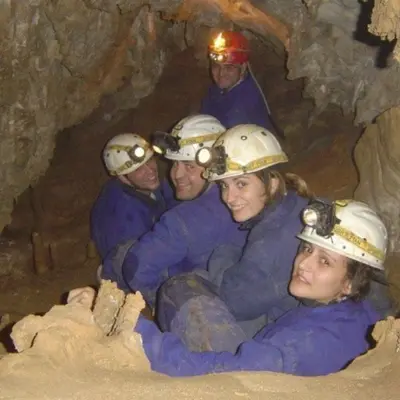 Espeleología en la Cueva de Pando desde Arriondas, Asturias