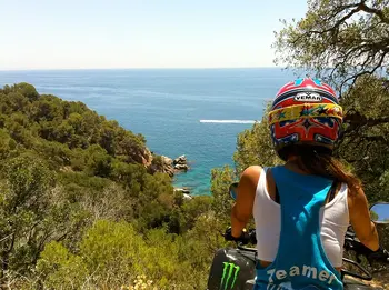 Ruta en quad a Cala Morisca desde Lloret de Mar