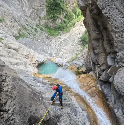 Barranco de Lapazosa de nivel intermedio en el Valle de Bujaruelo