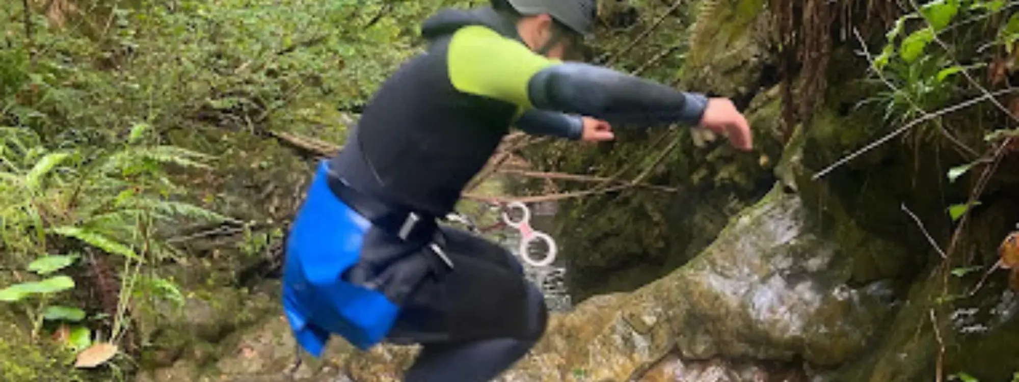 Barranquismo acuático en La Cueva’l Tinganón en Ribadesella, Asturias