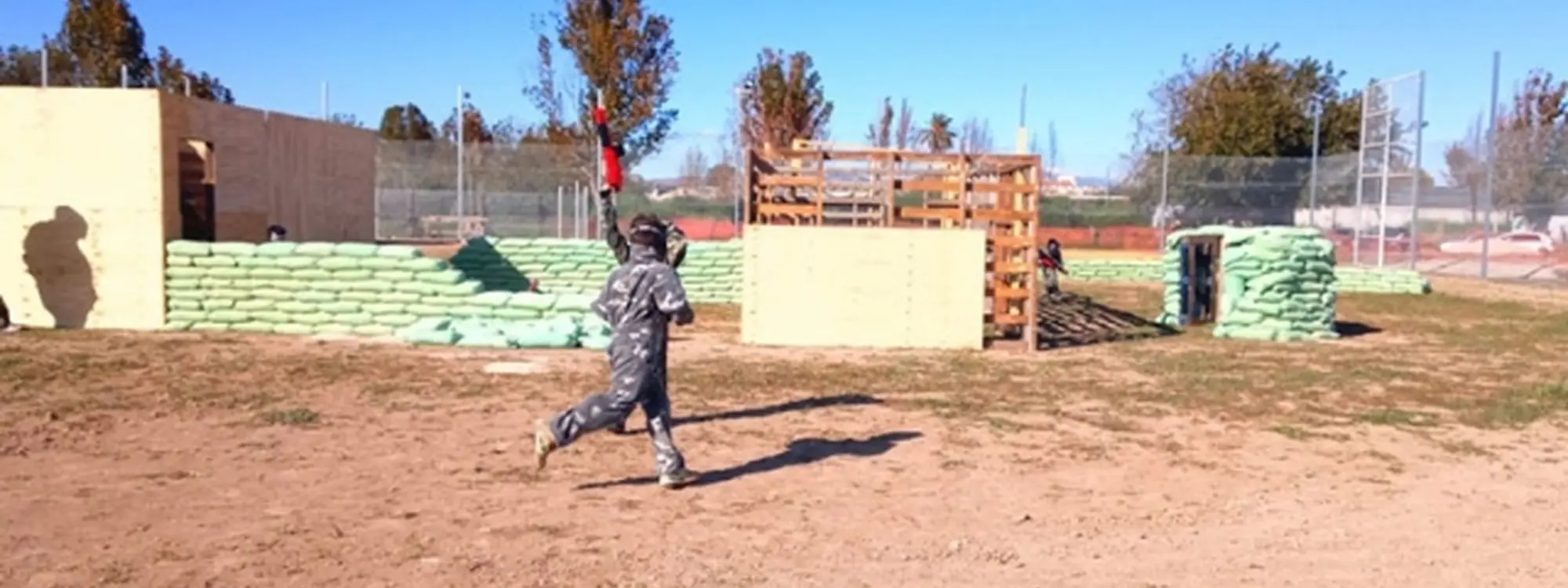 Gelball con bolas ilimitadas y opción de menú infantil en Puente Tocinos
