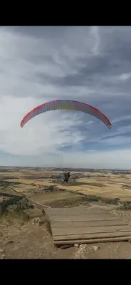 Bautismo de vuelo en parapente en La Muela de Alarilla