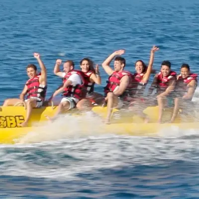 Banana Boat en la Playa de Mil Palmeras, Alicante