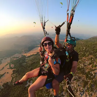 Vuelo acrobático en parapente biplaza en Algodonales