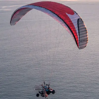 Bautismo de vuelo en paramotor desde Lora del Río, Sevilla