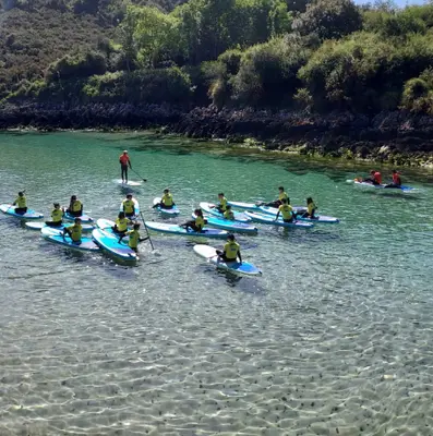 Ruta en paddle surf en Llanes: explora la costa desde el mar