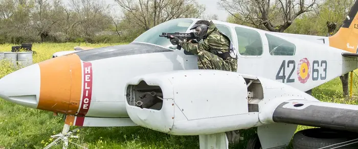 Paintball adulto y opción de menús, barbacoa y barra libre en San Lorenzo del Escorial, Madrid