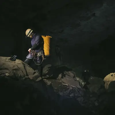 Espeleología en la Cueva de Cirat desde Montanejos, Castellón